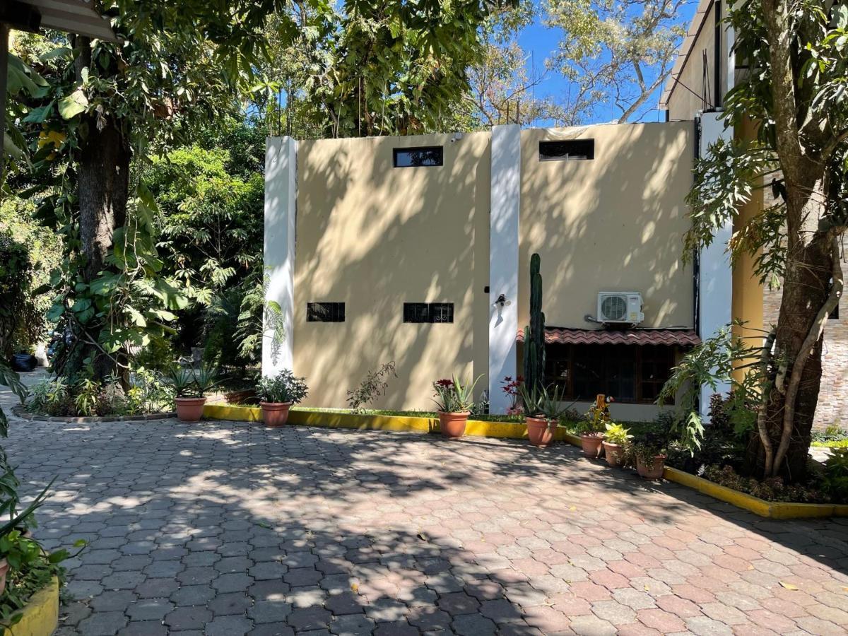 Villa Las Flores San Salvador Exteriör bild